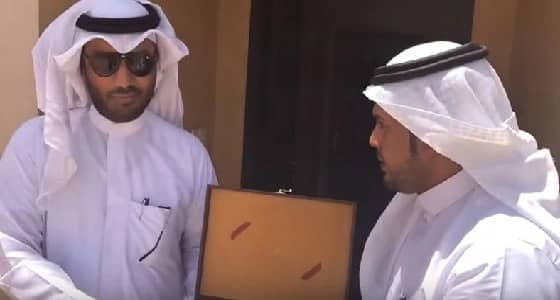 بالفيديو.. لحظة تسلم مواطنين لوحداتهم السكنية