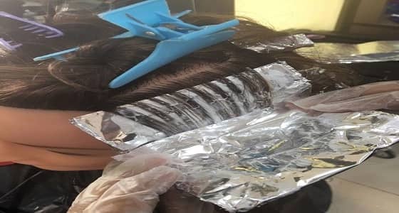 بالصور.. التزيين النسائي بتقنية البنات بالمدينة يقدم خدماته لمنسوبات الكلية