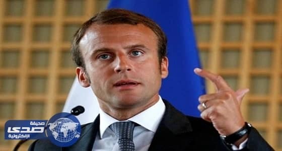 ماكرون يبحث مع بوتفليقة إعادة مسار محادثات السلام في مالي