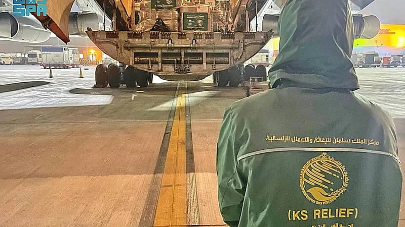 مغادرة الطائرة الإغاثية الـ 34 لإغاثة الشعب الفلسطيني في غزة