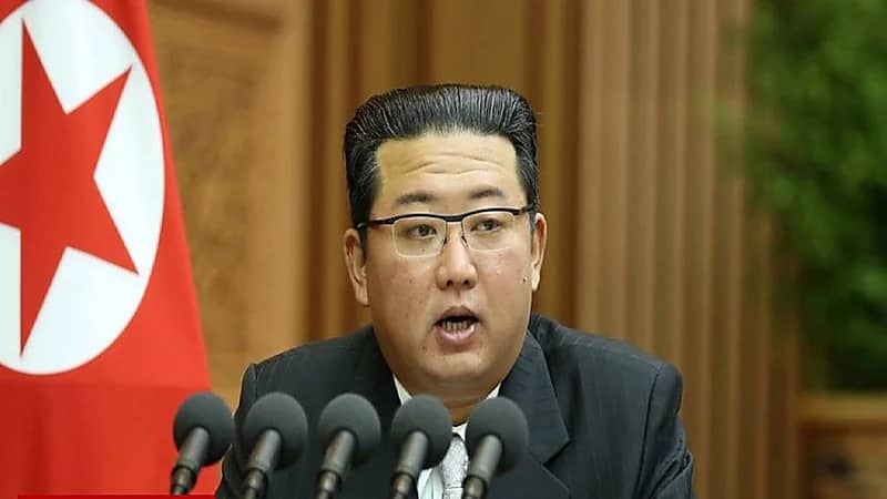 زعيم كوريا الشمالية يثير التكهنات.. "مات ويستعين بشبيه له!"