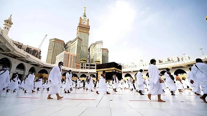 "الحج والعمرة" تقدم إرشادات للاعتكاف في المسجد الحرام والمسجد النبوي