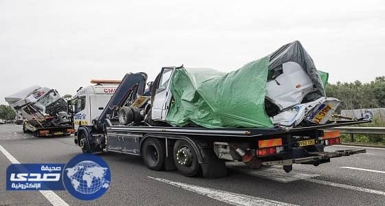 ⁠⁠⁠⁠⁠بالصور.. مصرع 8 من أسرة واحدة في أبشع حادث مروري