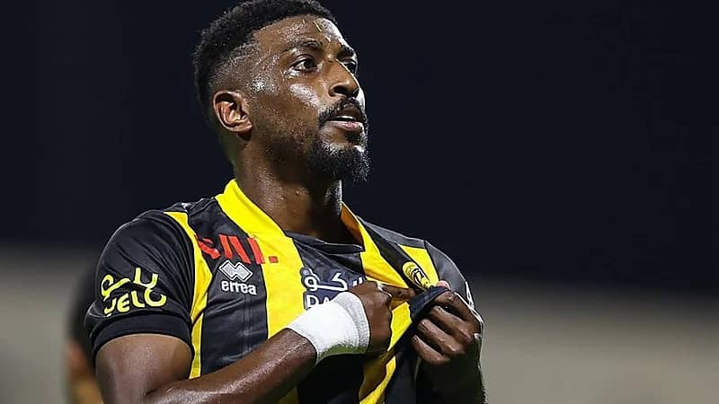 الكشف عن موقف شراحيلي من المشاركة في مباراة الاتحاد والفيحاء