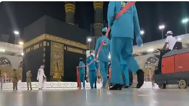 رئاسة الحرمين: أكثر من 4 آلاف عامل وعاملة لتطهير الحرام 10 مرات يوميًا