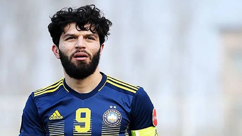 غموض حول مستقبل مشاريبوف بعد فشل صفقة النصر