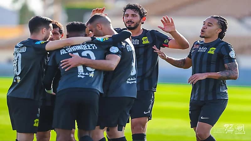 بالفيديو .. الاتحاد يتغلب على أبها بثنائية ويصعد للوصافة