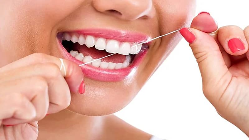 علامات بالفم تشير إلى وجود مشكلات بالصحة الجسدية