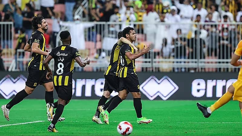 الاتحاد يسقط في فخ التعادل أمام التعاون