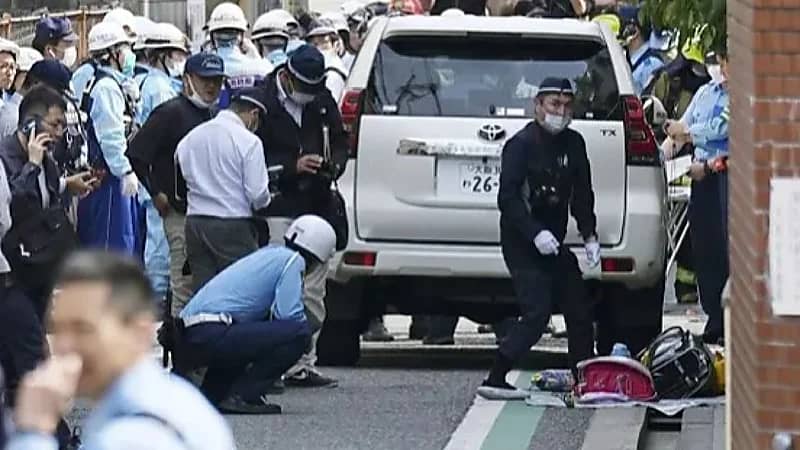 رجل يدهس 7 أطفال عمداً بسيارته