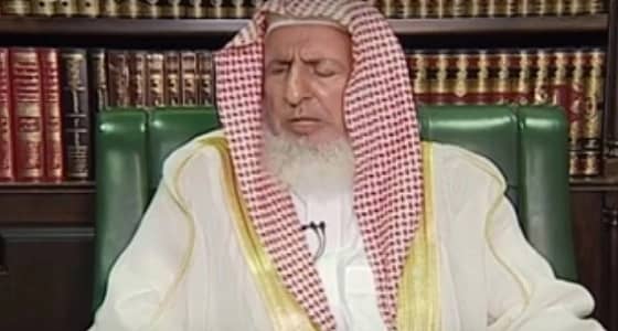 بالفيديو.. رد المفتي على سؤال سيدة عن جلوسها مع أقارب زوجها