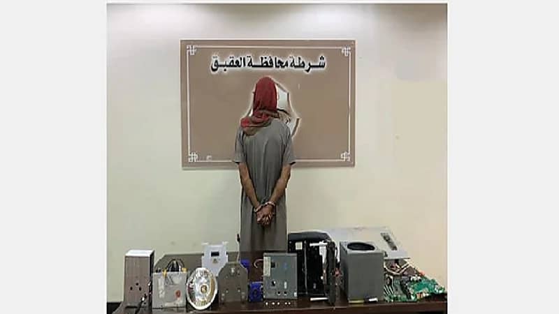 ضبط شخص لإتلافه جهازَ رصد آلي في العقيق