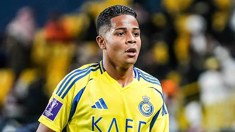 بولونيا الإيطالي يضع جناح النصر ضمن أولوياته تحسبًا لرحيل مهاجمه