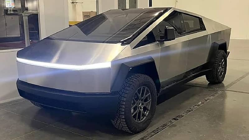 تسلا تطلق تصميم جديد لشاحنتها الكهربائية Cybertruck
