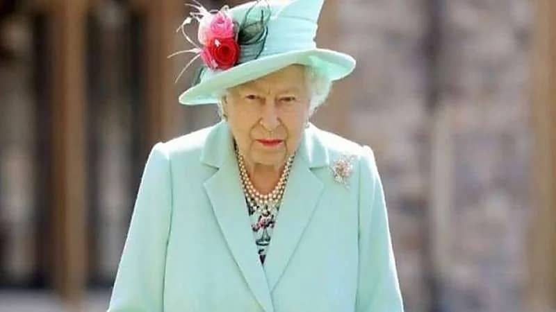 قصر وستمنستر يشهد إلقاء نظرة الوداع على جثمان الملكة إليزابيث