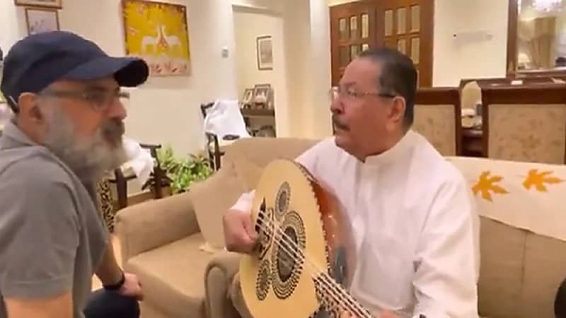 بالفيديو.. الجميري يوضح كيفية عزف أغنية عبدالحليم "أهواك" بالمقامات الصحيحة