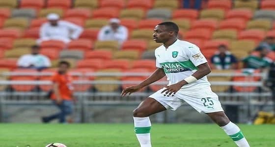 الإصابة تقصي " هوساوي " عن تدريبات الأهلي لمدة أسبوعين