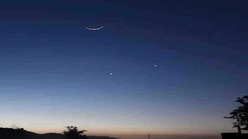 فلكية جدة: يرصد بسماء المملكة منظرًا جميلاً لهلال القمر المتناقص