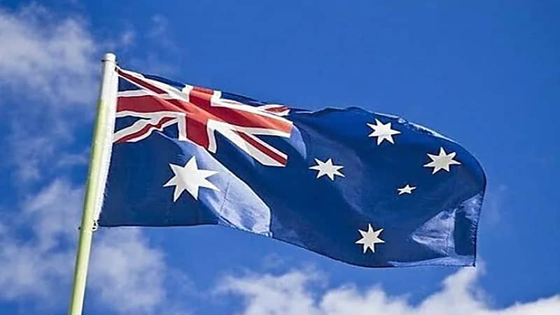 فرض غرامة قدرها 1800 دولار على فتاة بسبب بقايا شطيرة