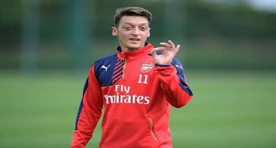 مدرب الأرسنال يكشف تطورات التجديد مع أوزيل