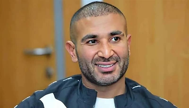 أحمد سعد يتلو القرآن داخل المسجد النبوي استعدادًا للحج.. فيديو