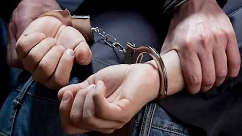 اعتقال شخص ادعى أنه المهدي المنتظر خلال صلاة الجمعة