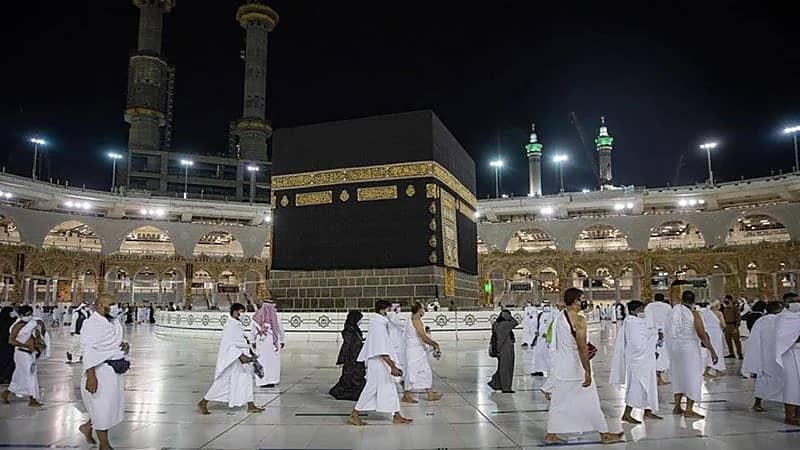 "الحج والعمرة" توضح مدى إمكانية السماح لحاملي التأشيرة السياحية لأداء العمرة