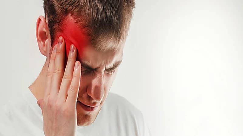 بالفيديو.. استشاري يوضح مسببات صداع الرأس منها "الإضاءة العالية"