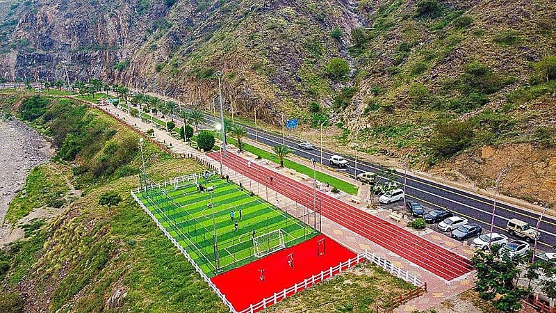 المماشي والملاعب على سفوح جبال بني مالك جاهزة لإستقبال الزوار في عيد الأضحى