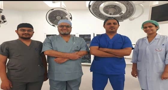 اجراء عمليتين متزامنتين لشاب عشريني بمنطقة عسير