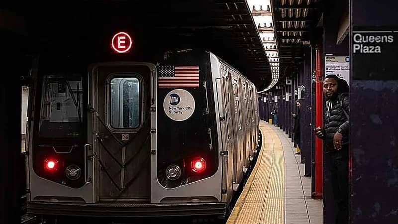 تفاصيل مروعة لاعتداء جنسي على جثة داخل مترو