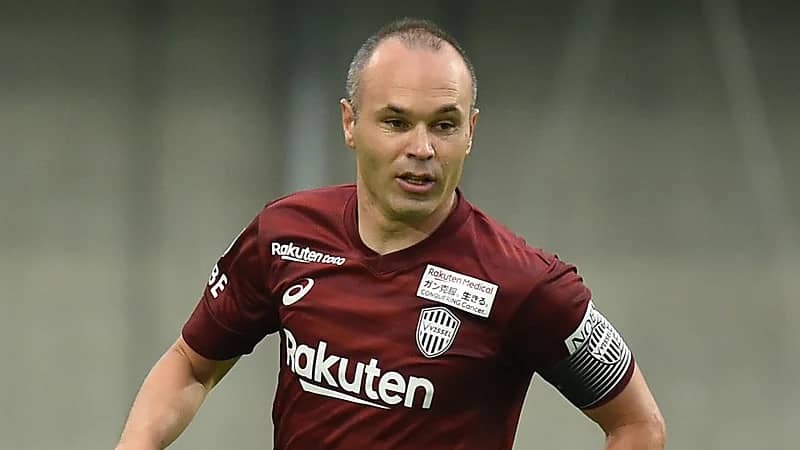 إنييستا: برشلونة منزلي وأتمنى العودة إليه