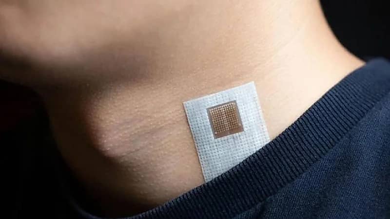 ابتكار لاصقة تنذر بالسكتة الدماغية والنوبة القلبية مبكراً