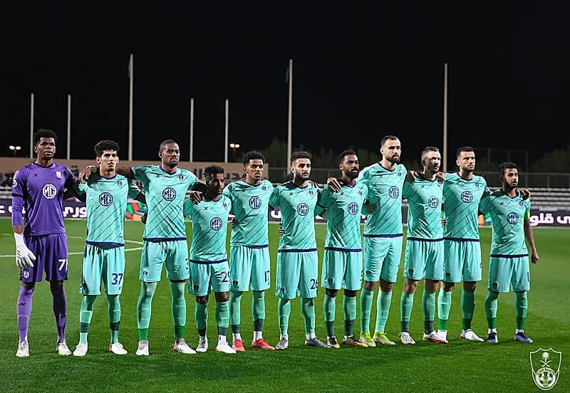 الأهلي يقرر إغلاق ملف التعاقد مع لاعب أجنبي سابع