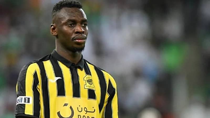 "الصحفي" يغادر معسكر الاتحاد بالنمسا