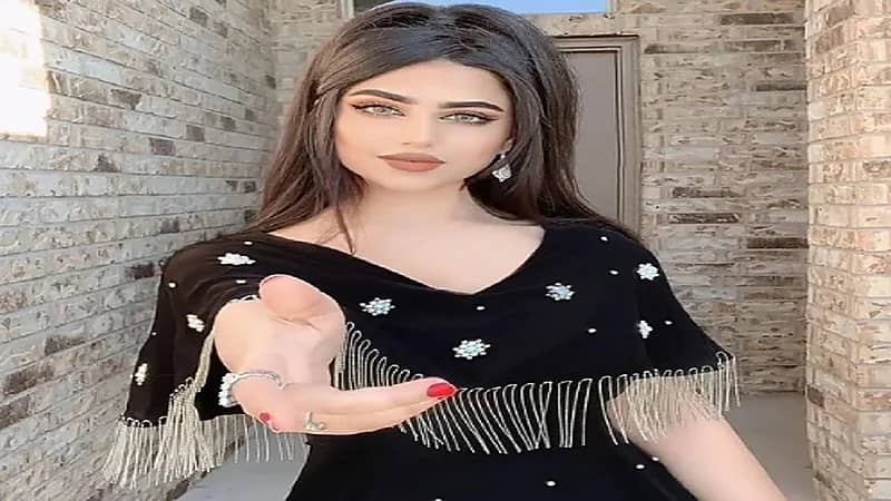 فتاة "أهلاً بك في أربيل" تخطف الأضواء لشمال العراق