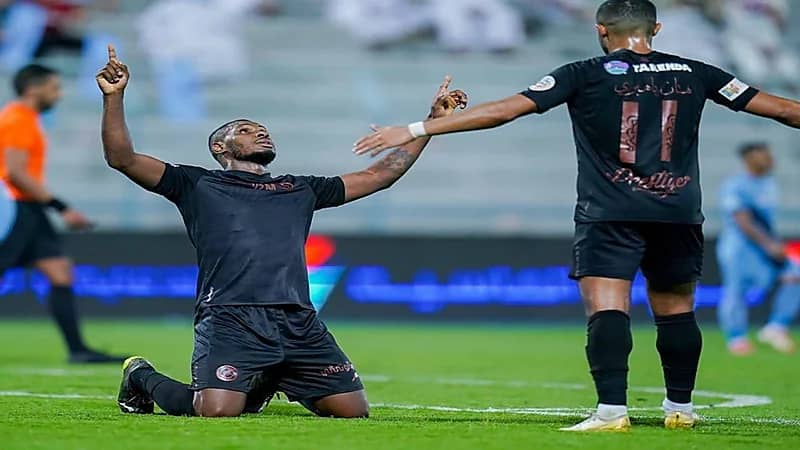 بالفيديو..الشباب يتخطى الباطن بثلاثية