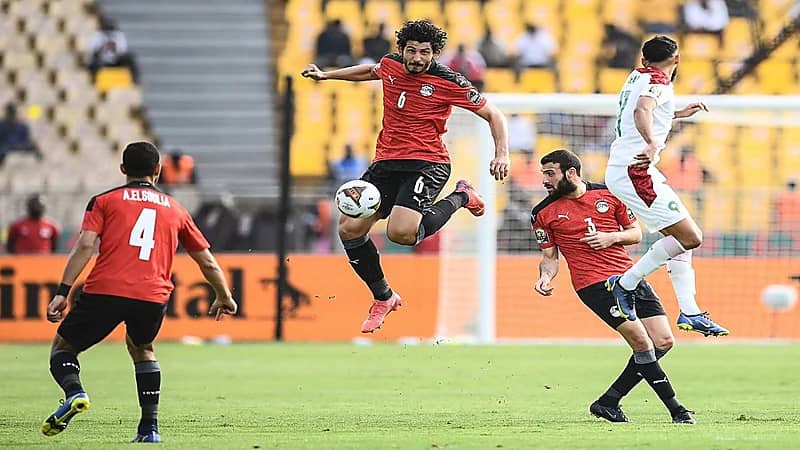 "أحمد حجازي" يبدأ رحلة العلاج في ألمانيا