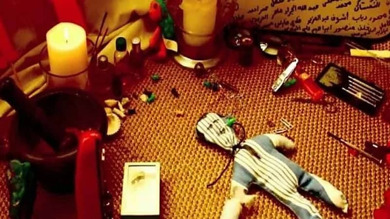 مشعوذ بالأردن يفضح زبائنه