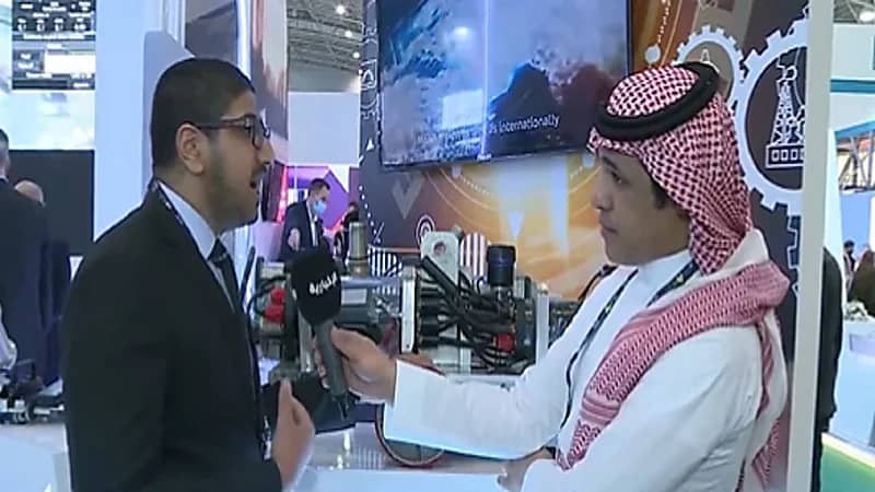 بالفيديو.. "روبوت" سعودي يفحص سماكة خزان البترول أثناء التشغيل دون تدخل بشري
