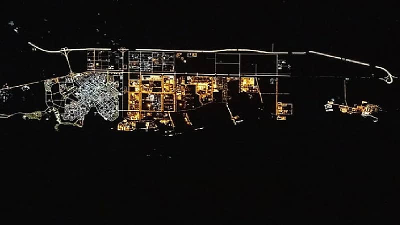 وكالة ناسا تلتقط صورة رائعة لمدينة ينبع الصناعية غرب المملكة