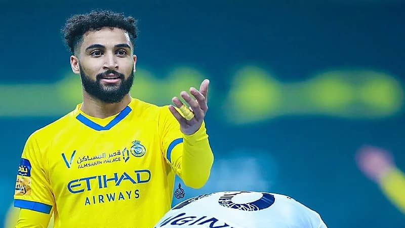 إلزام النصر بدفع 2 مليون ريال لـ"العبيد"