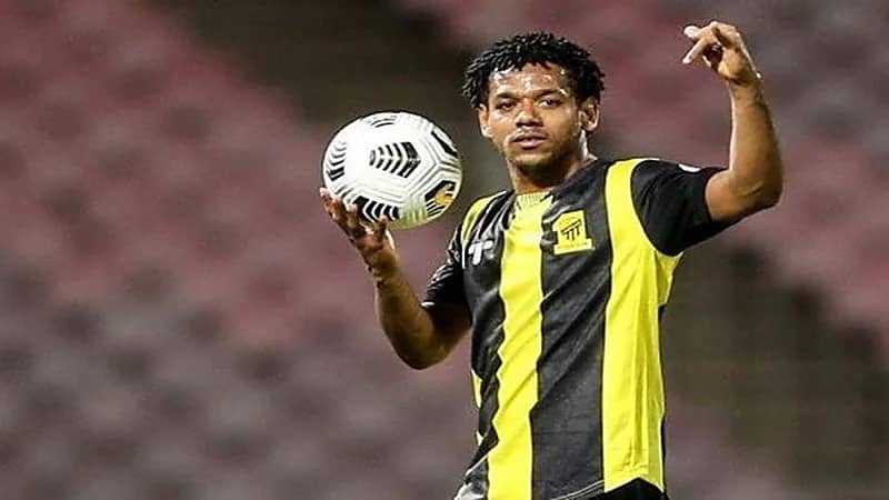 "رومارينهو": أتمنى المشاركة مع الأخضر في كأس العالم 2022