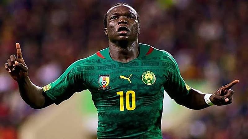 محترف النصر يتسبب في تمرد لاعبي بشكتاش التركي 