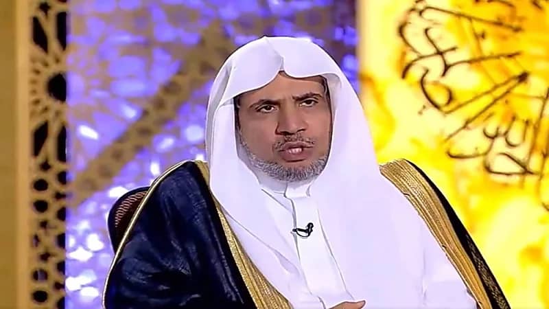 بالفيديو.. العيسى يوضح هل العِباداتُ تكفي للحكم على تدين المجتمعِ؟