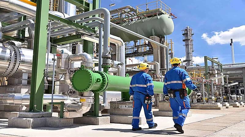 مشروع نفطي سعودي ماليزي يعود للعمل من جديد