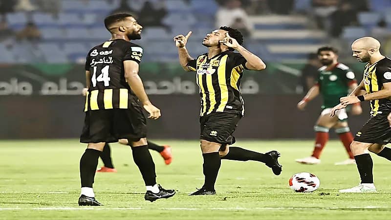 الاتحاد يحول تأخره إلى انتصار على الاتفاق بثلاثية