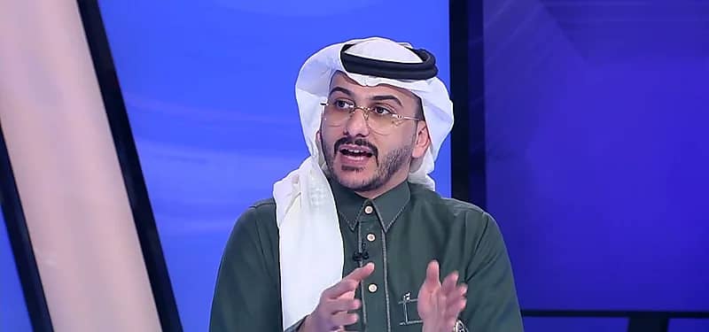 مستشار قانوني: هناك مواقع تدفع مبالغ شهرية لمشاهير للإساءة للمملكة
