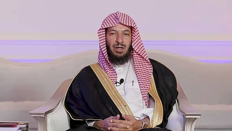 بالفيديو.. حكم قطع صيام النافلة بالنية لعارض صحي