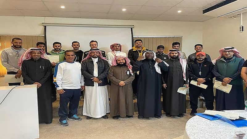 لقاء تربوي عن "خطة مادة التربية البدنية" بتعليم طويق